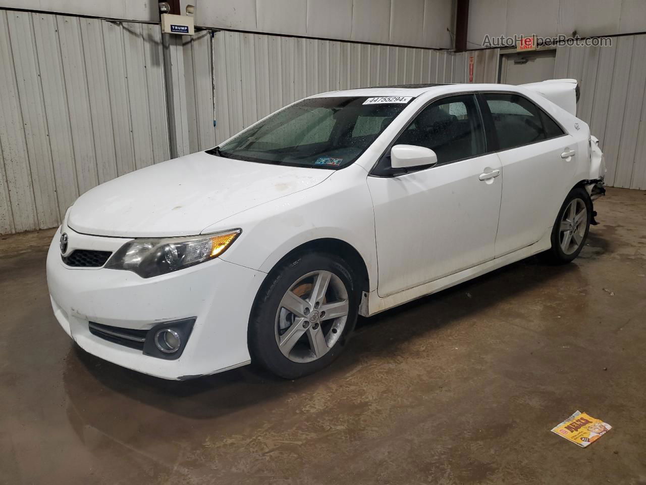 2012 Toyota Camry Base White vin: 4T1BF1FK9CU598555