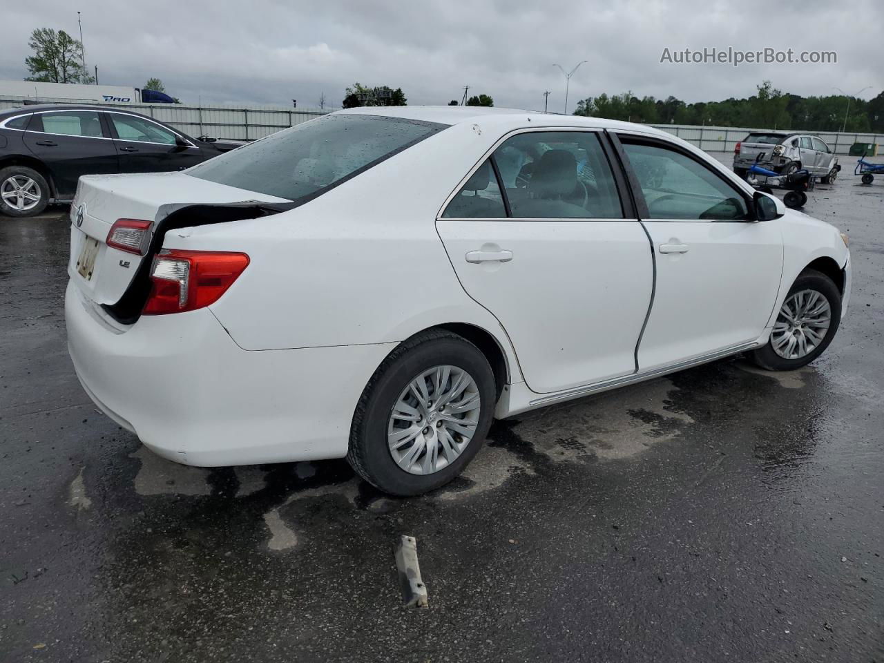 2013 Toyota Camry L White vin: 4T1BF1FK9DU270537