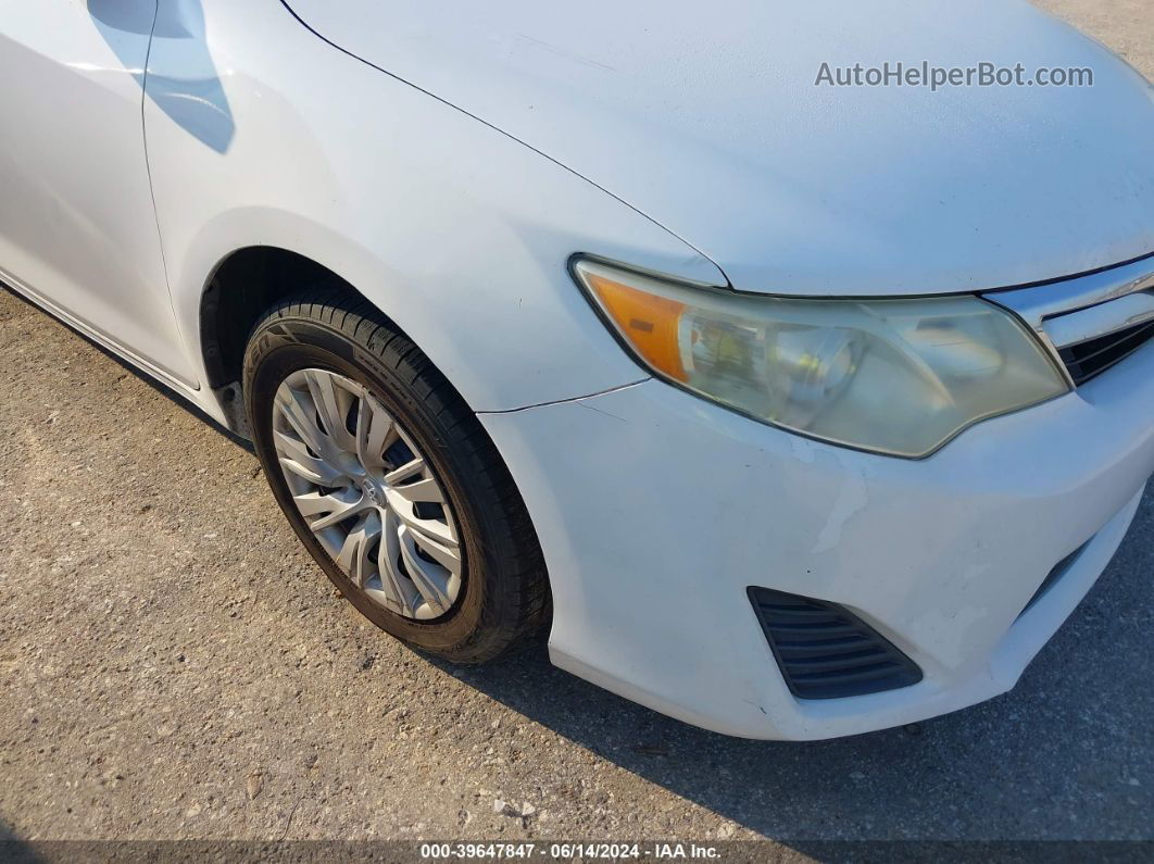 2014 Toyota Camry Le White vin: 4T1BF1FK9EU304607