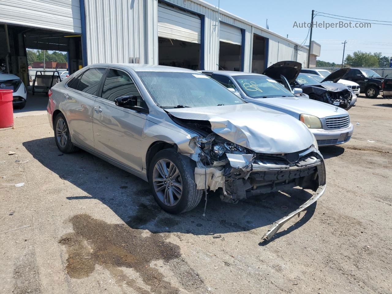 2016 Toyota Camry Le Silver vin: 4T1BF1FK9GU204929