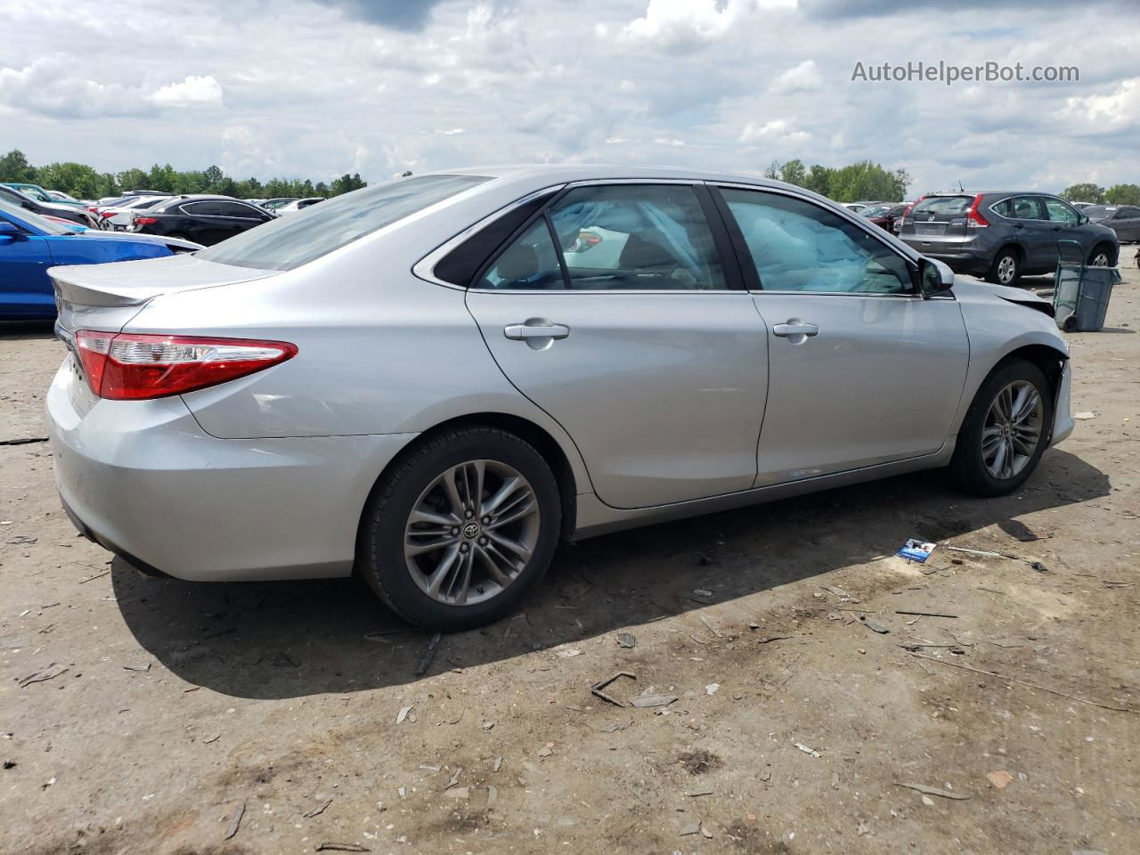 2016 Toyota Camry Le Серебряный vin: 4T1BF1FK9GU534926