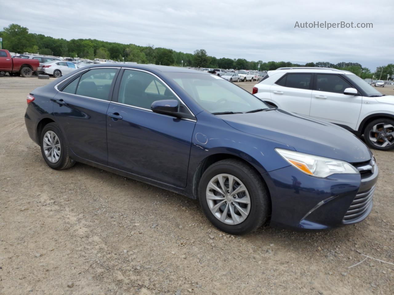 2016 Toyota Camry Le Blue vin: 4T1BF1FK9GU540872