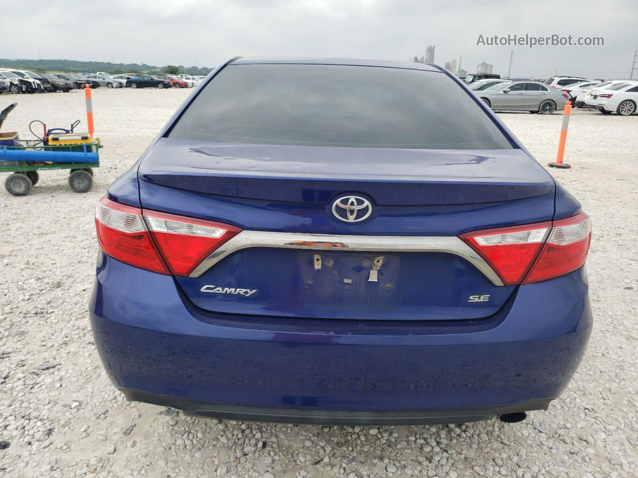 2016 Toyota Camry Le Blue vin: 4T1BF1FK9GU600410