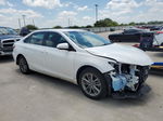 2017 Toyota Camry Le White vin: 4T1BF1FK9HU735761