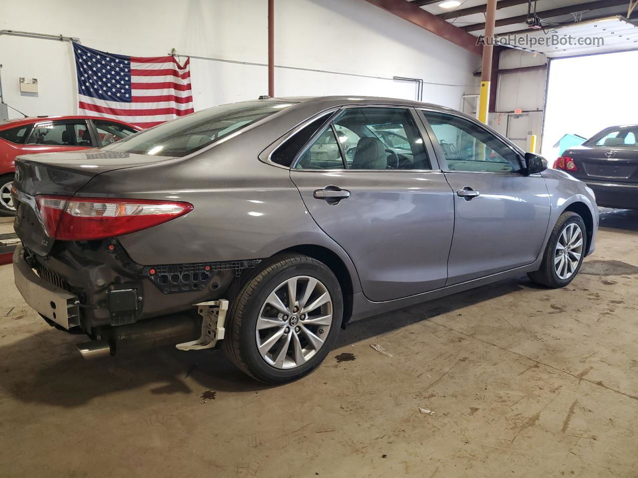 2017 Toyota Camry Le Серый vin: 4T1BF1FK9HU759218