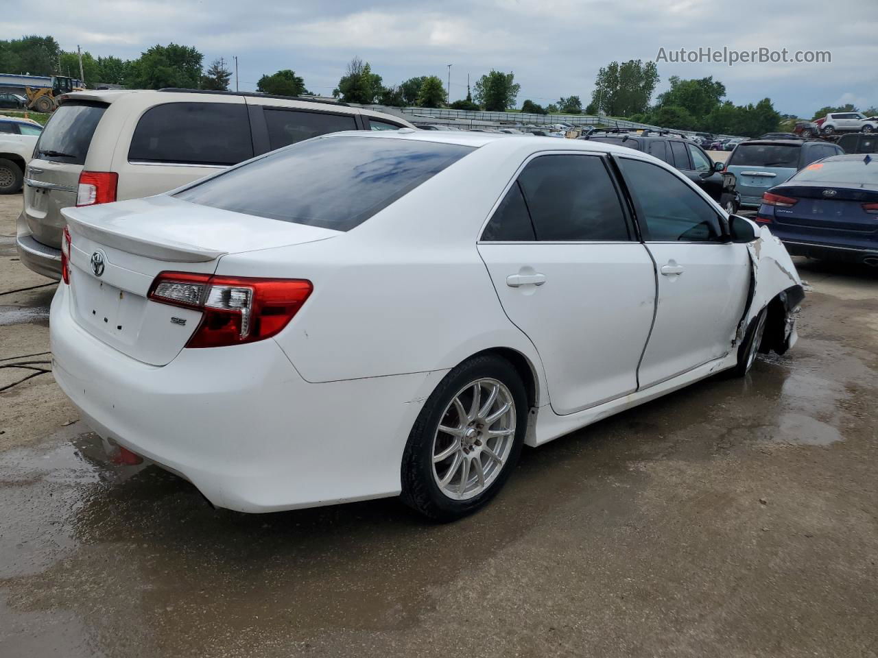 2012 Toyota Camry Base White vin: 4T1BF1FKXCU142127