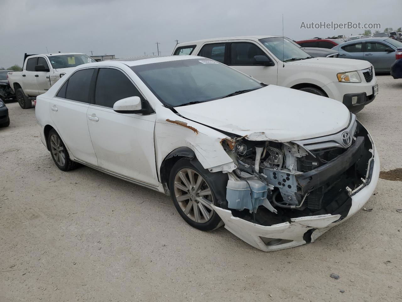 2012 Toyota Camry Base White vin: 4T1BF1FKXCU554676