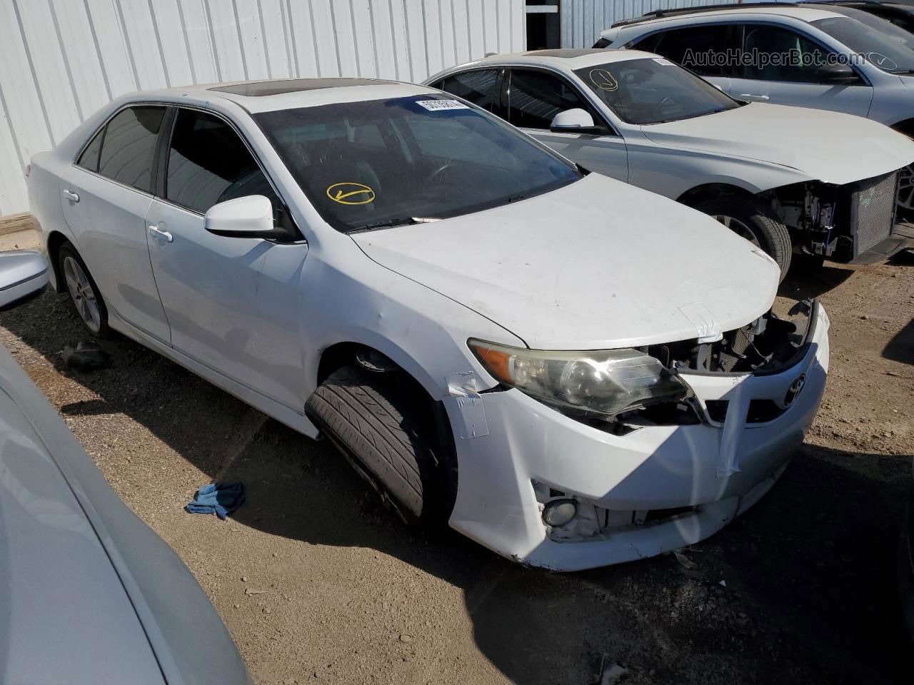 2012 Toyota Camry Base White vin: 4T1BF1FKXCU569890