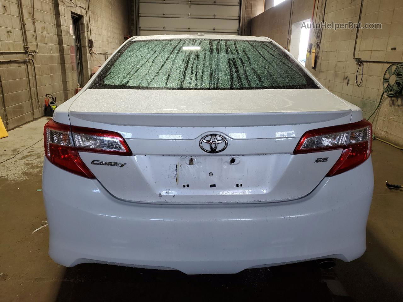 2012 Toyota Camry Base White vin: 4T1BF1FKXCU622555