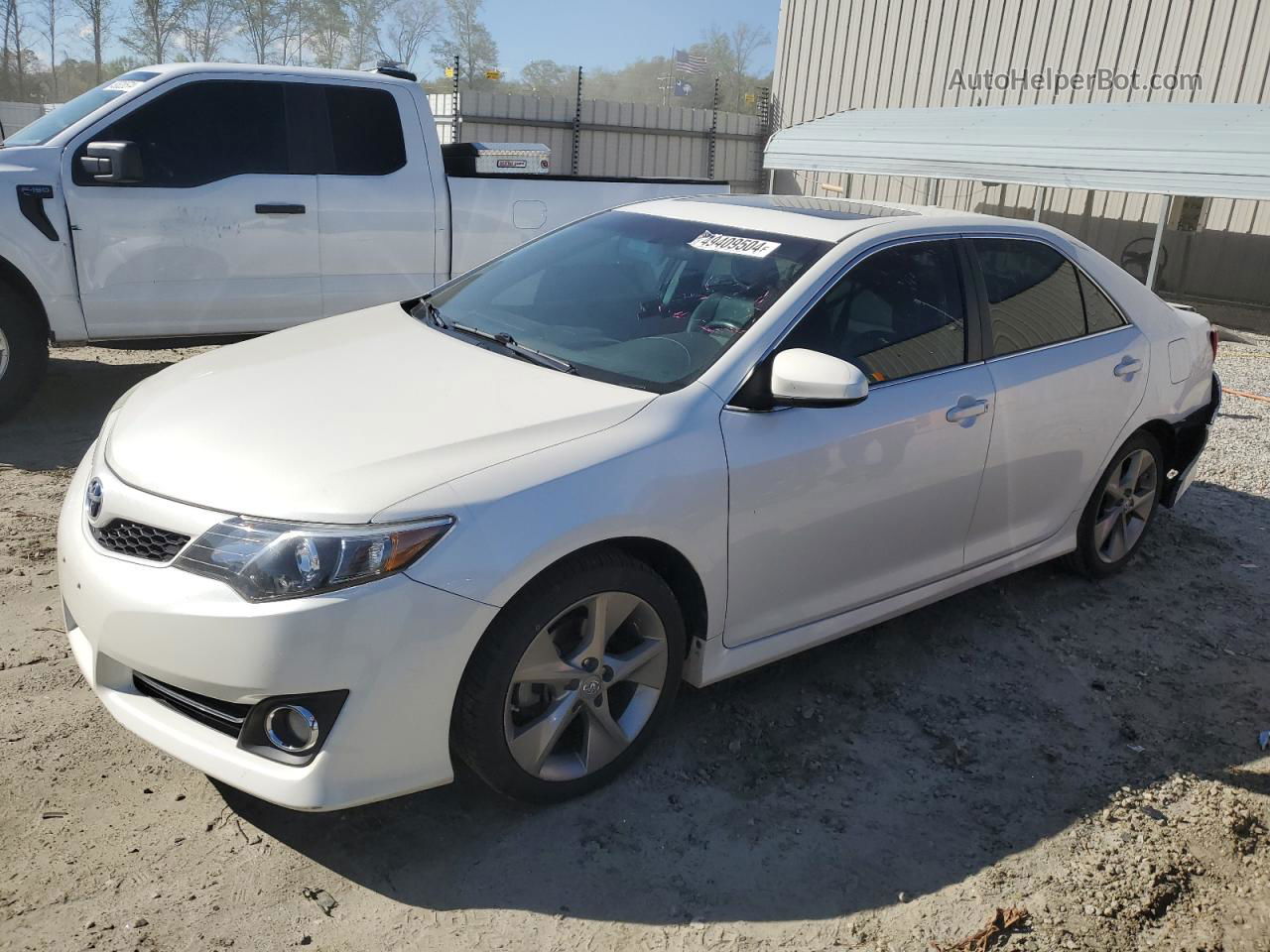 2012 Toyota Camry Base White vin: 4T1BF1FKXCU631935