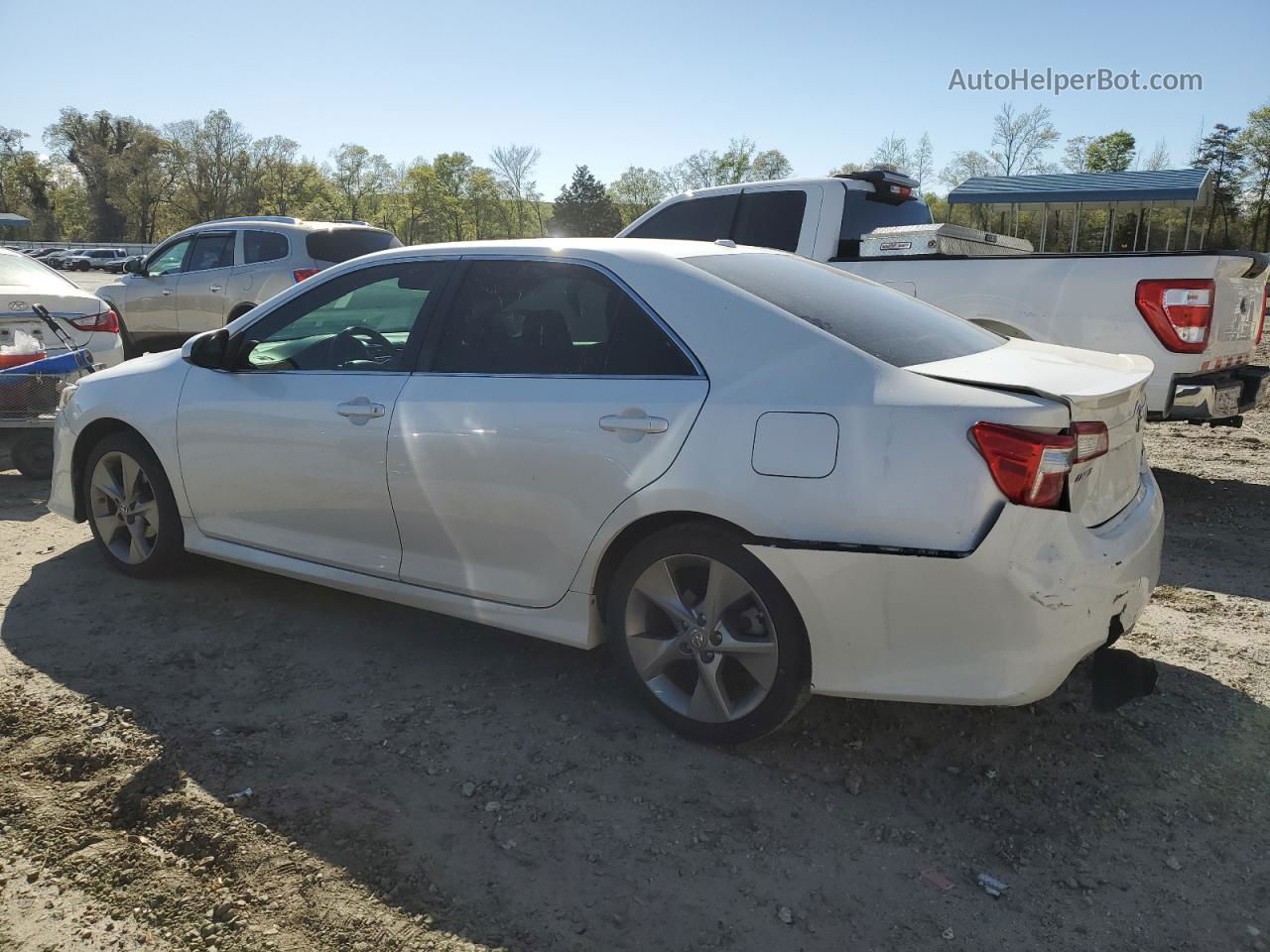 2012 Toyota Camry Base White vin: 4T1BF1FKXCU631935