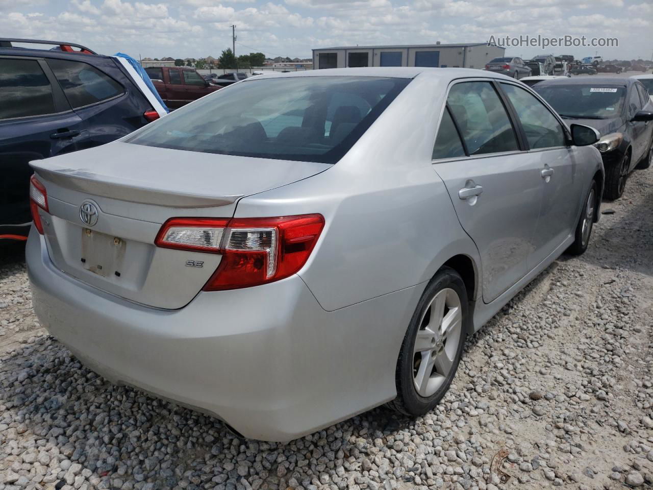 2014 Toyota Camry L Silver vin: 4T1BF1FKXEU326633