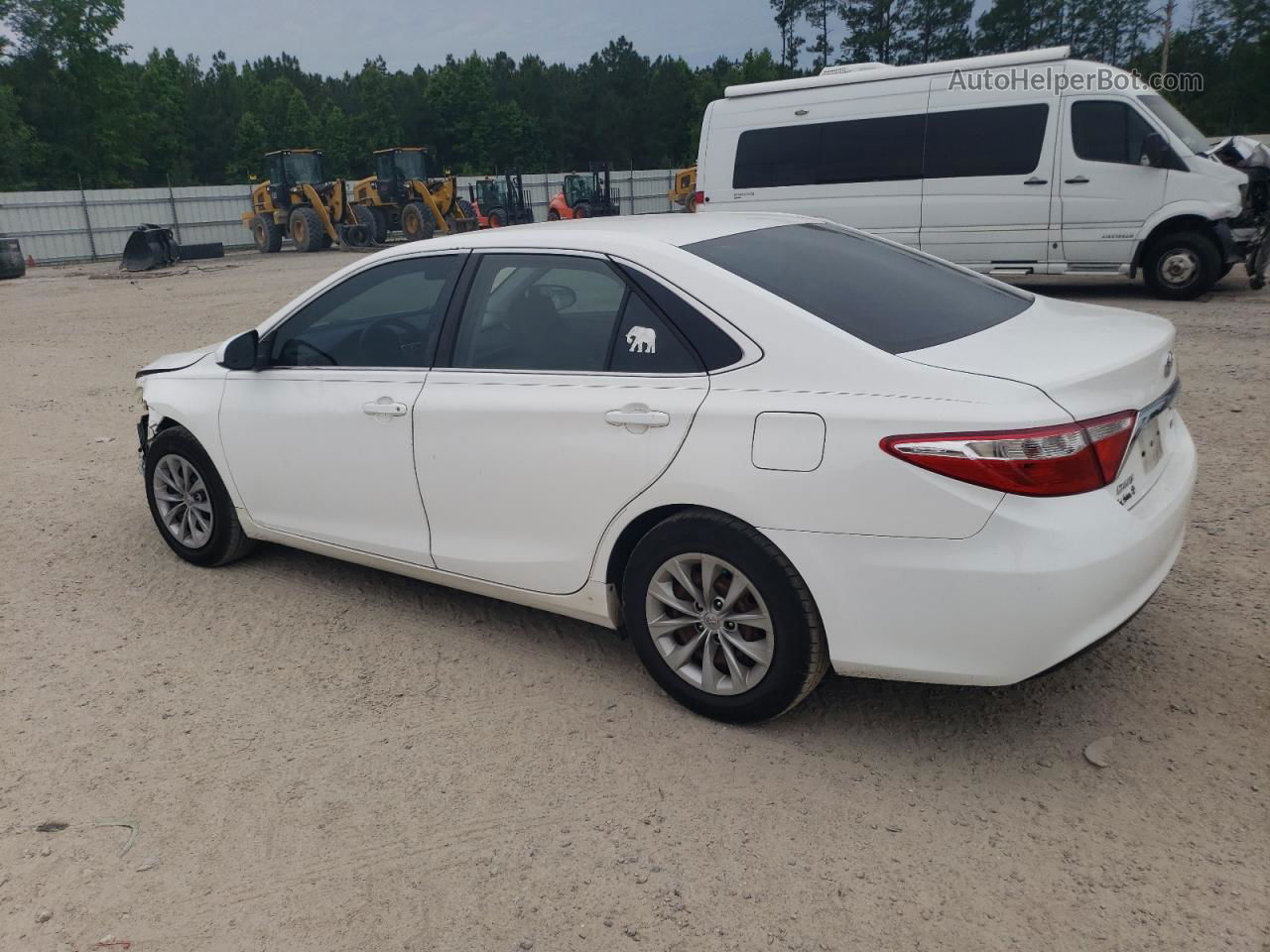 2016 Toyota Camry Le Белый vin: 4T1BF1FKXGU156406