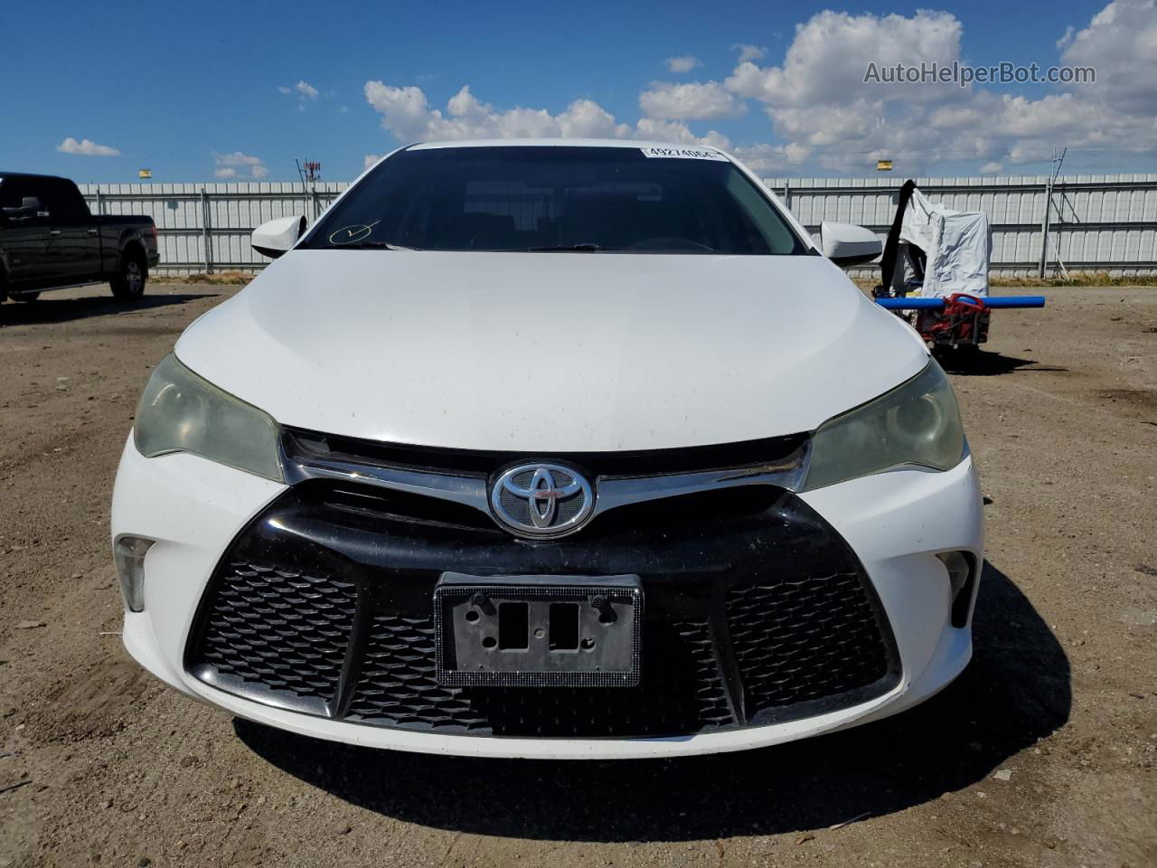 2016 Toyota Camry Le White vin: 4T1BF1FKXGU182990