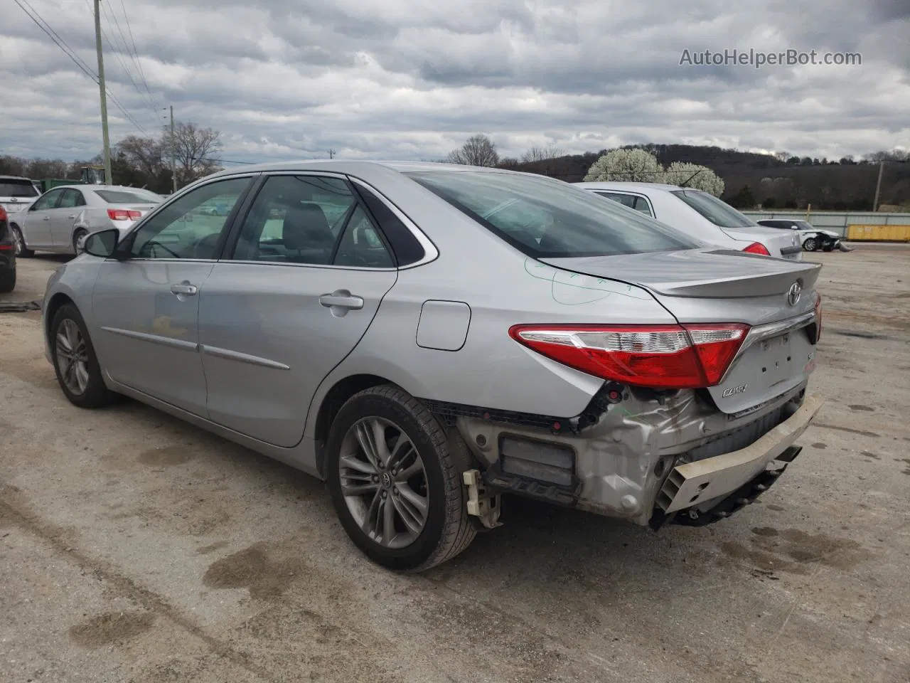 2016 Toyota Camry Le Silver vin: 4T1BF1FKXGU216913