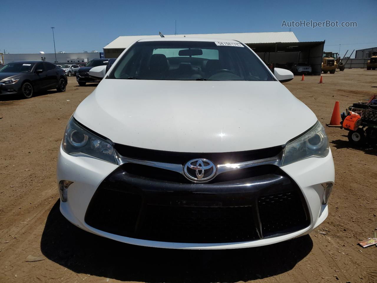 2016 Toyota Camry Le White vin: 4T1BF1FKXGU503992