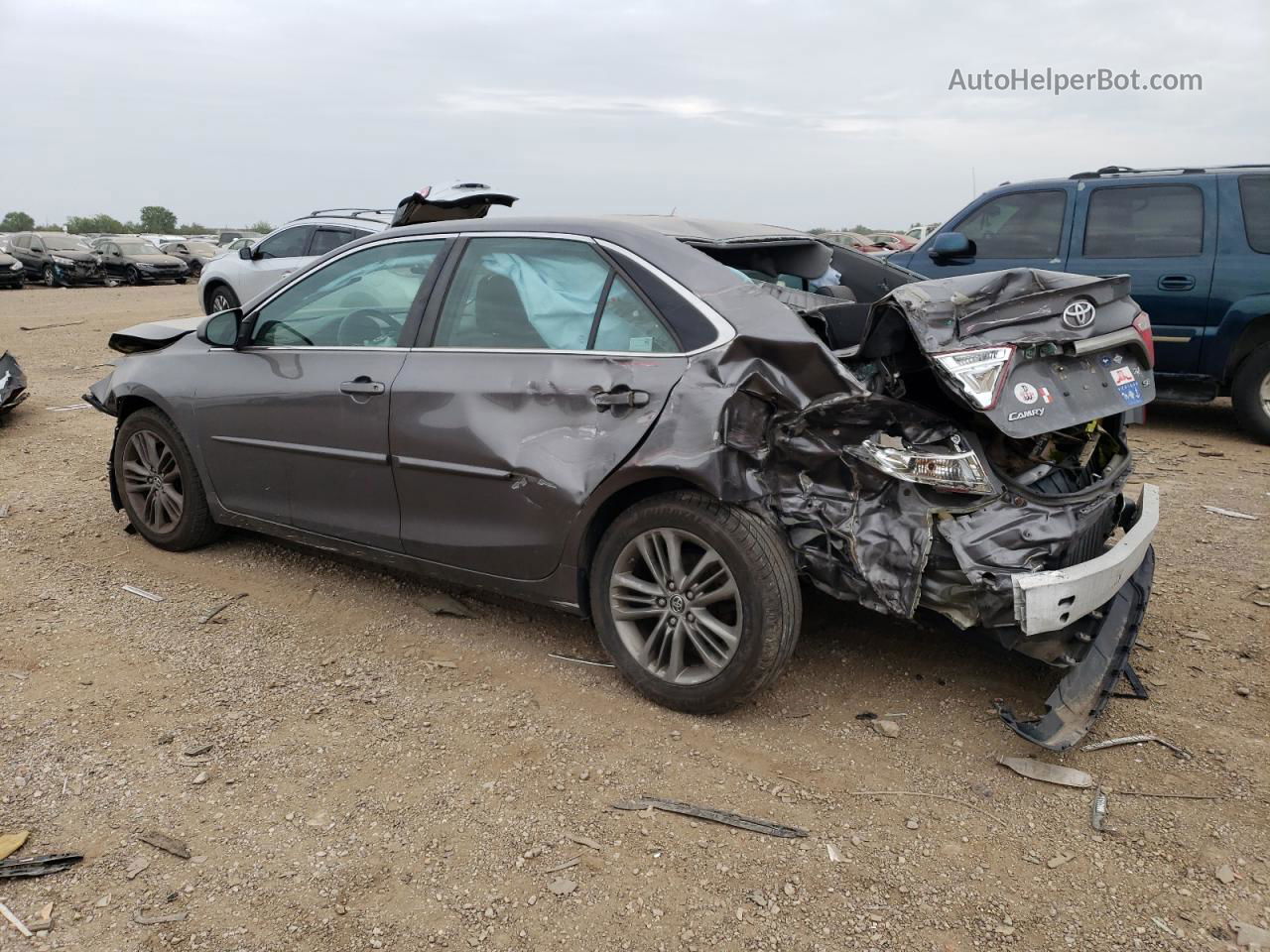 2016 Toyota Camry Le Gray vin: 4T1BF1FKXGU505399