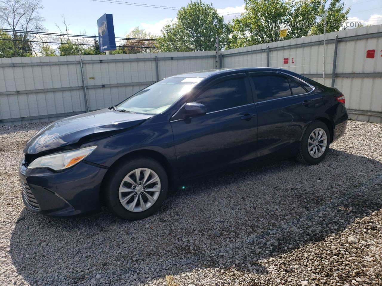 2016 Toyota Camry Le Blue vin: 4T1BF1FKXGU508223