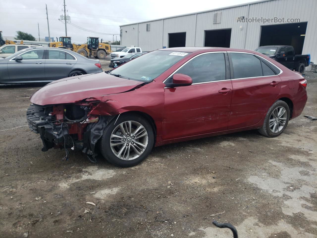 2016 Toyota Camry Le Red vin: 4T1BF1FKXGU530500