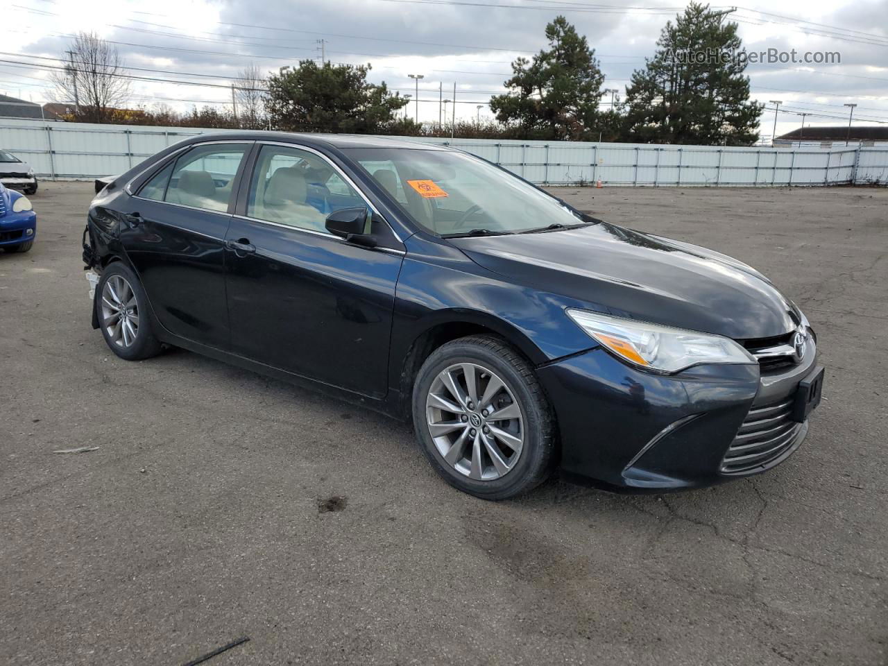 2016 Toyota Camry Le Blue vin: 4T1BF1FKXGU551394