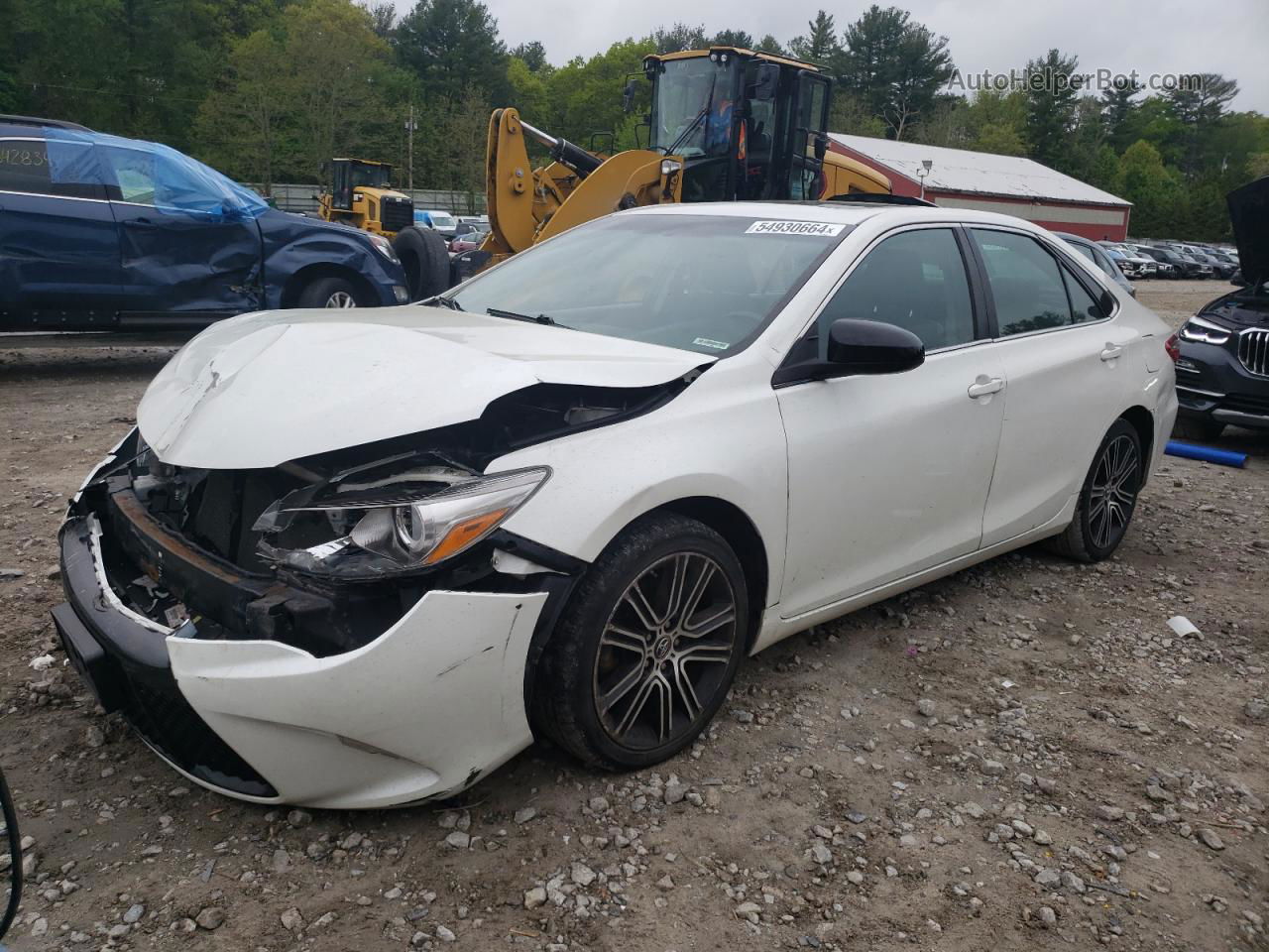 2016 Toyota Camry Le White vin: 4T1BF1FKXGU564338