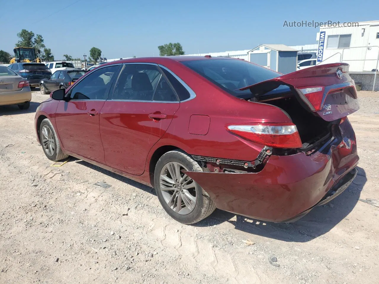 2016 Toyota Camry Le Red vin: 4T1BF1FKXGU603929