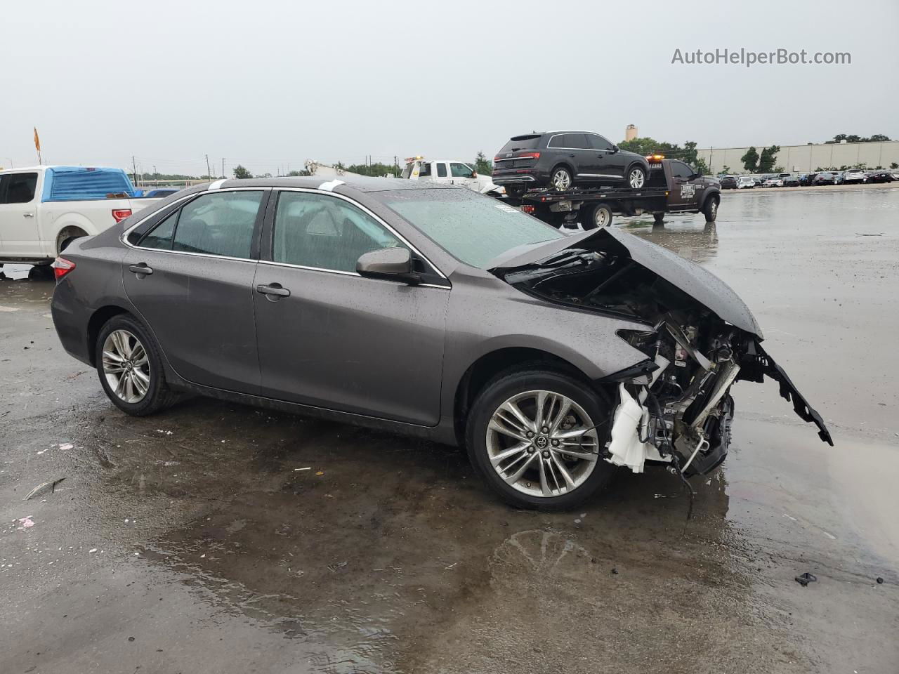 2017 Toyota Camry Le Gray vin: 4T1BF1FKXHU334381