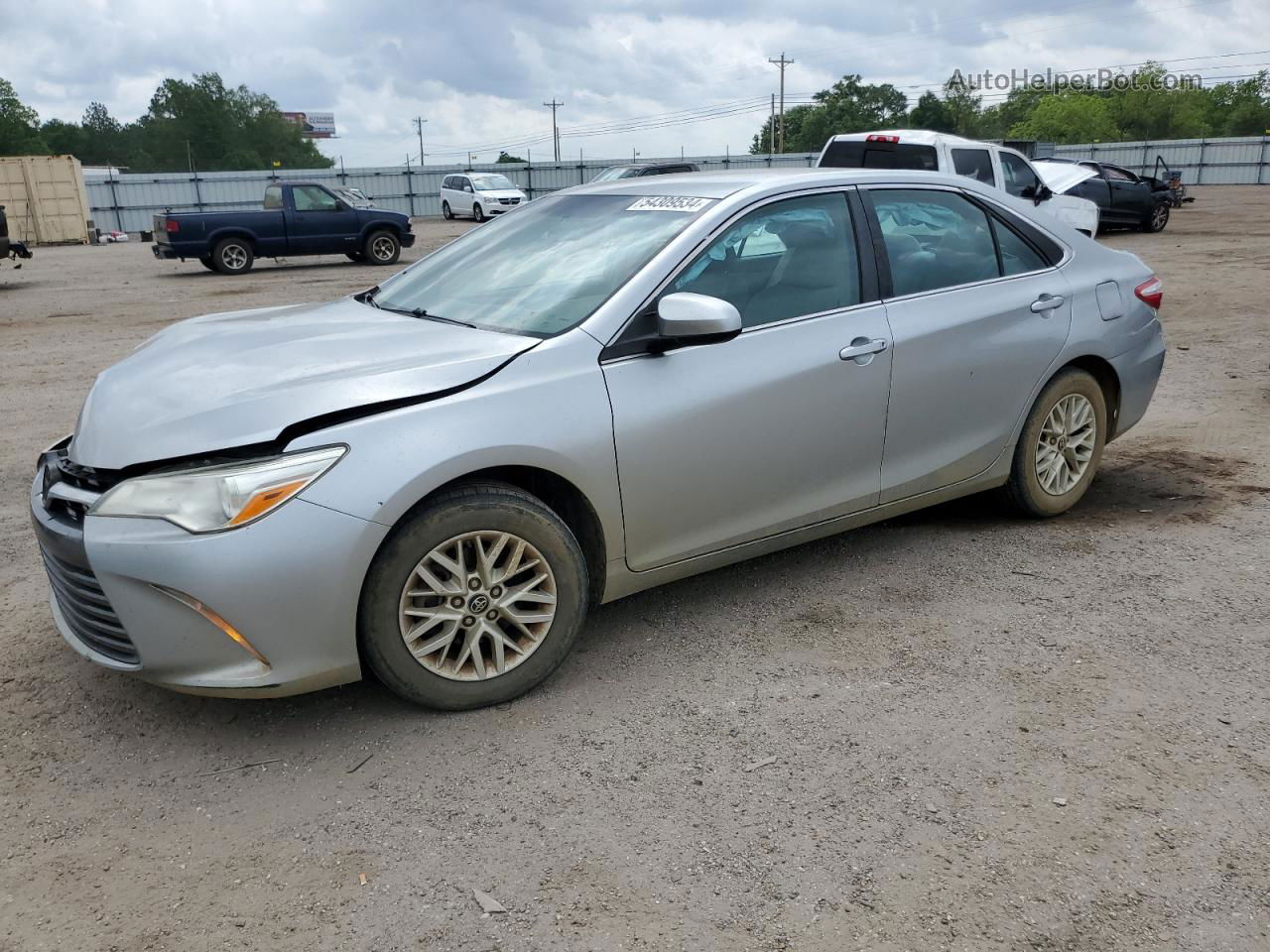 2017 Toyota Camry Le Silver vin: 4T1BF1FKXHU413369