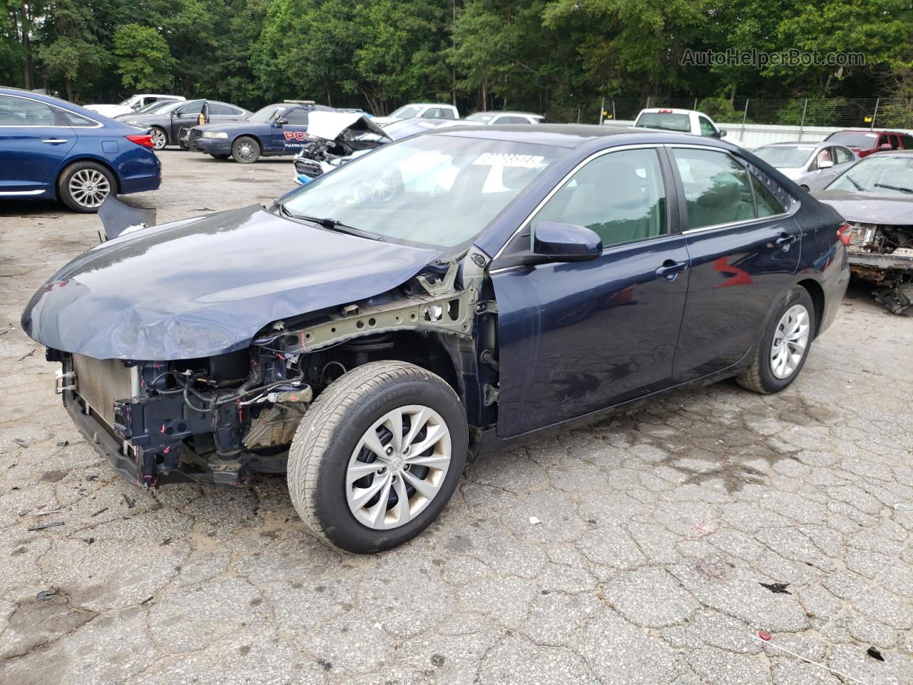 2017 Toyota Camry Le Blue vin: 4T1BF1FKXHU658611