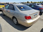 2005 Toyota Camry Le Золотой vin: 4T1BF30K55U082636