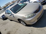 2005 Toyota Camry Le Золотой vin: 4T1BF30K55U082636