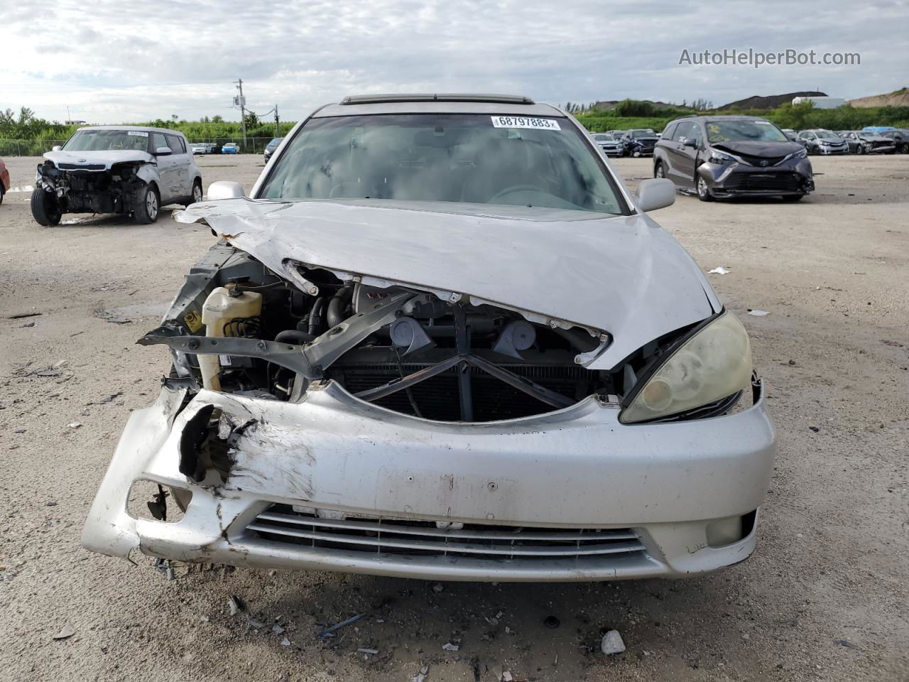 2005 Toyota Camry Le Серебряный vin: 4T1BF32K95U108202