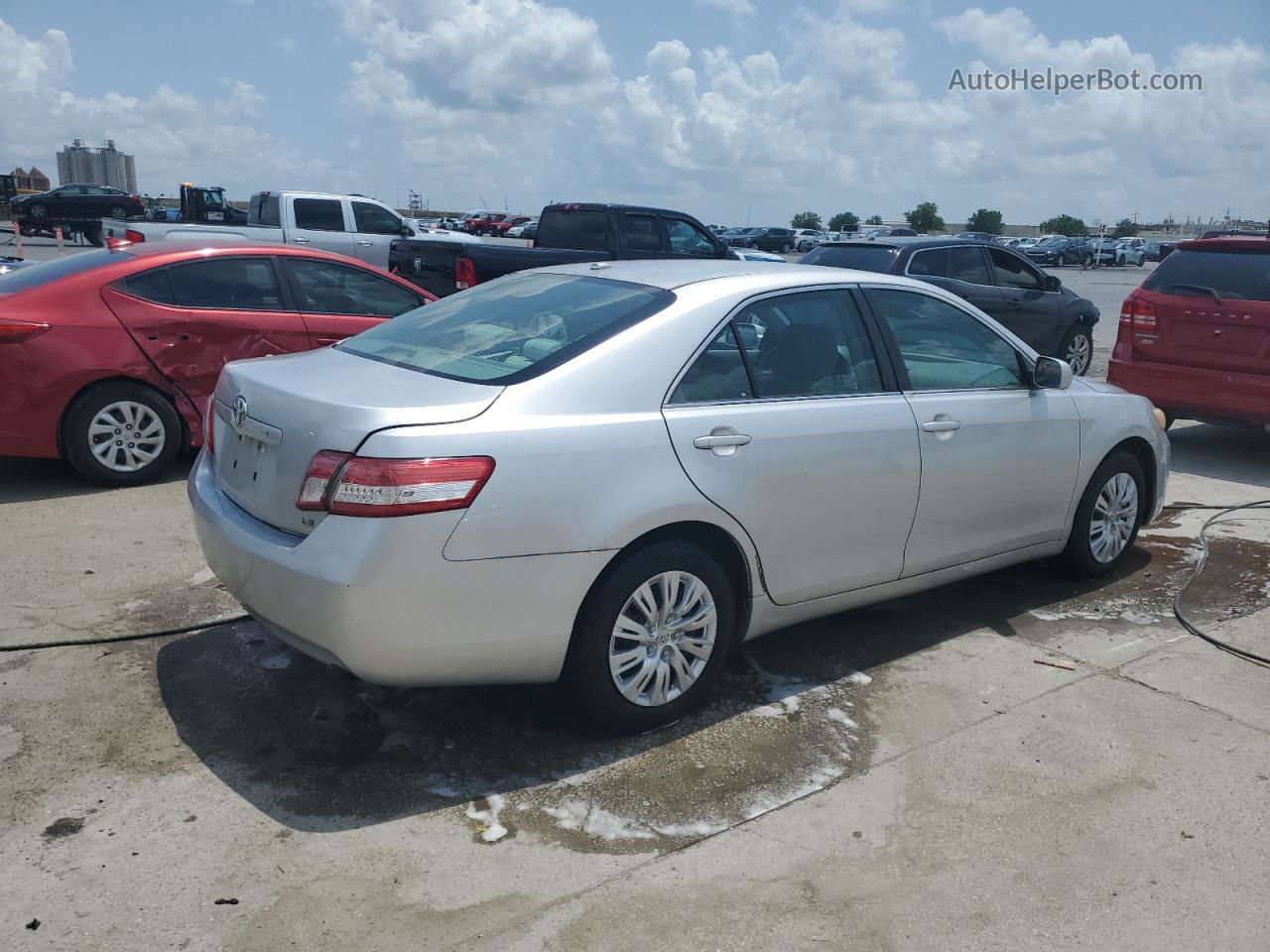 2011 Toyota Camry Base Silver vin: 4T1BF3EK0BU122884