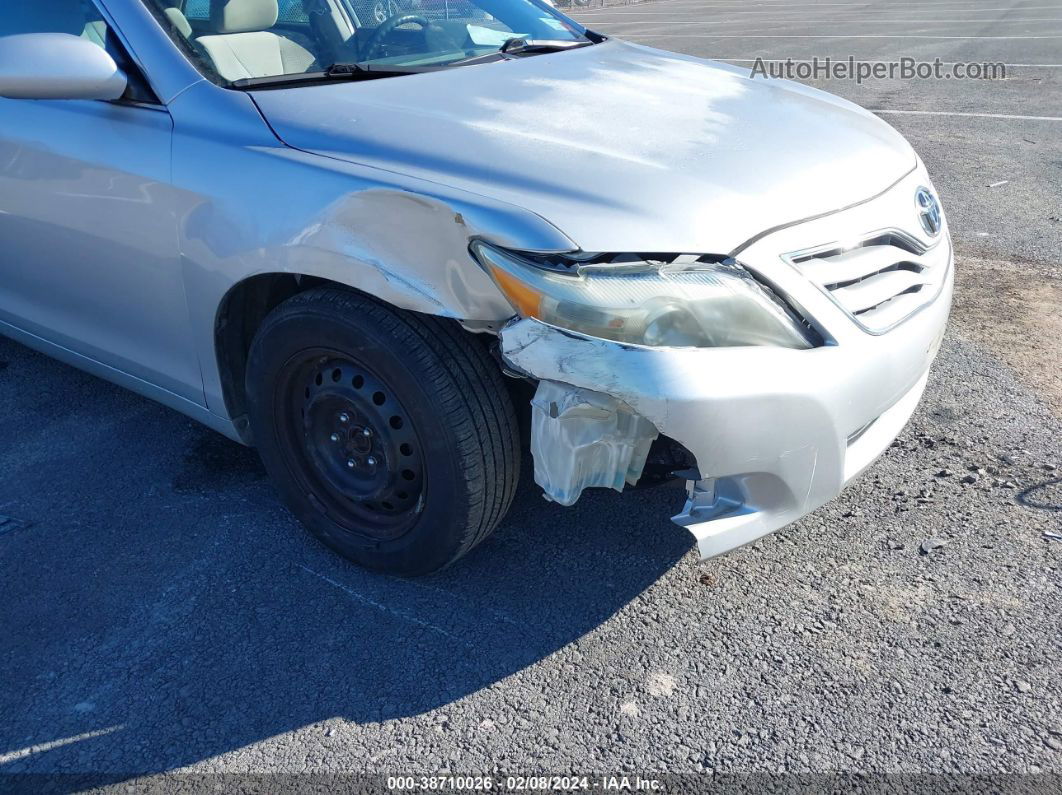 2011 Toyota Camry Le Silver vin: 4T1BF3EK0BU190568