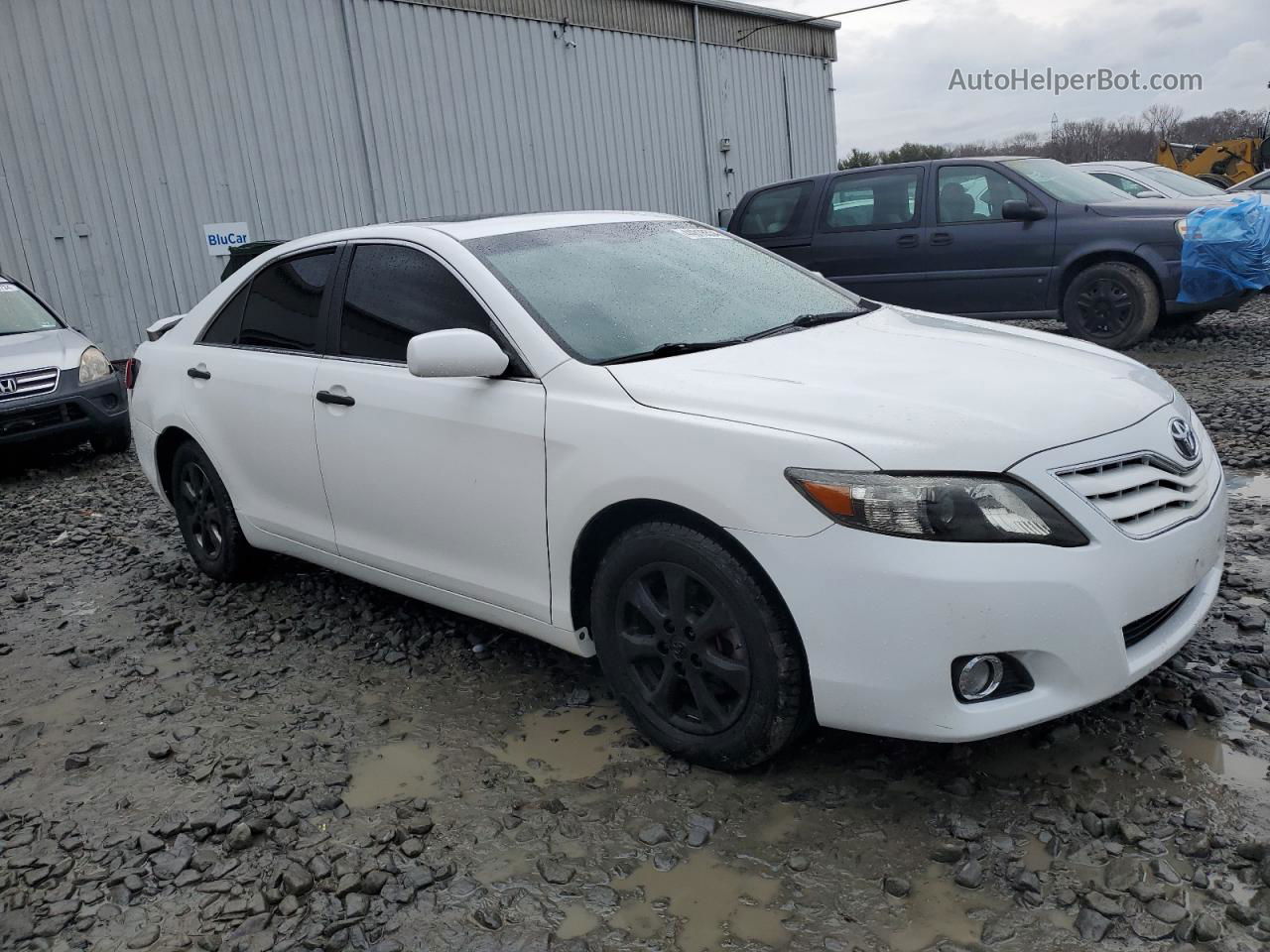 2011 Toyota Camry Base White vin: 4T1BF3EK0BU622382