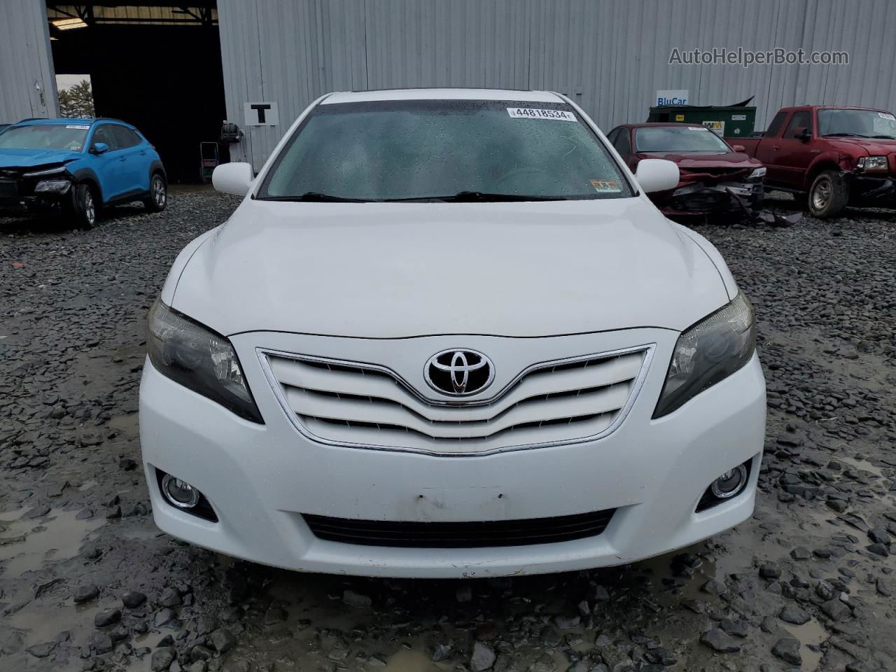 2011 Toyota Camry Base White vin: 4T1BF3EK0BU622382