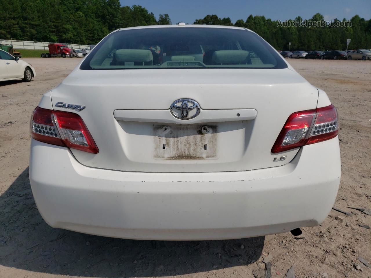 2011 Toyota Camry Base White vin: 4T1BF3EK0BU629381