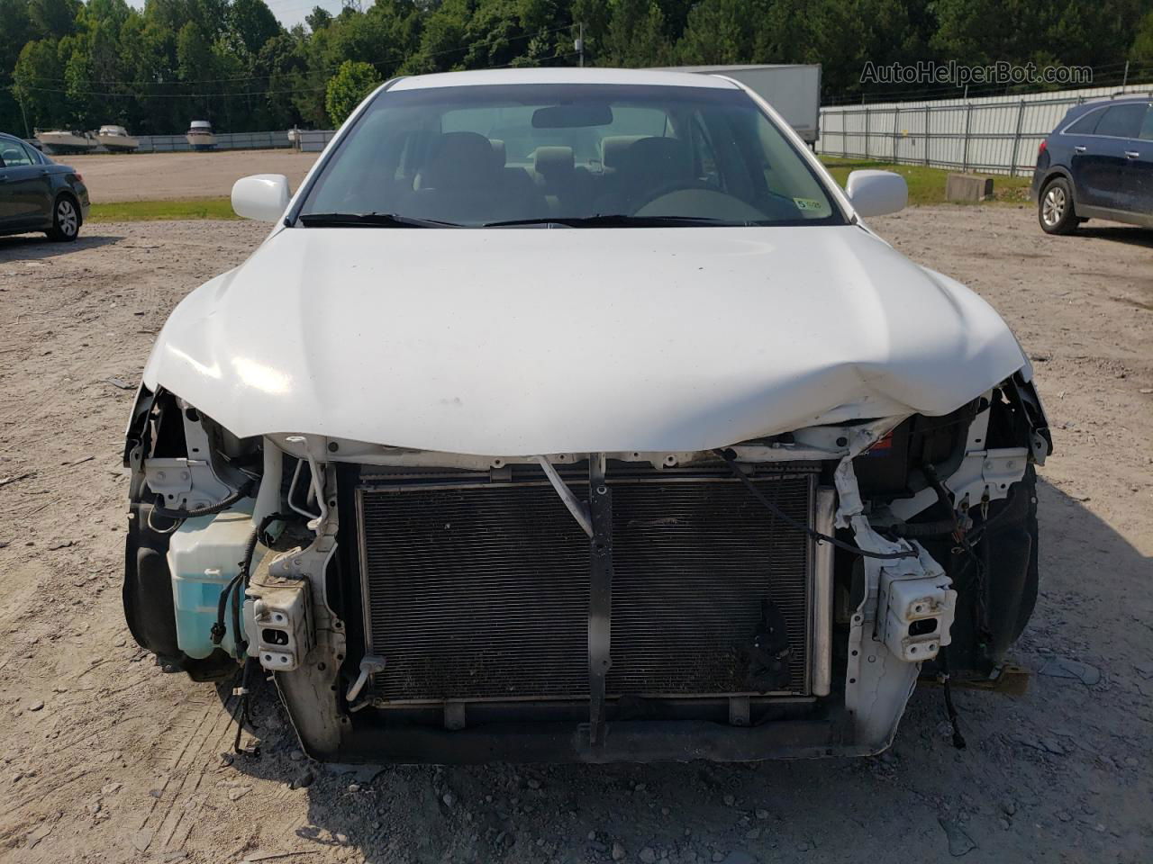 2011 Toyota Camry Base White vin: 4T1BF3EK0BU629381