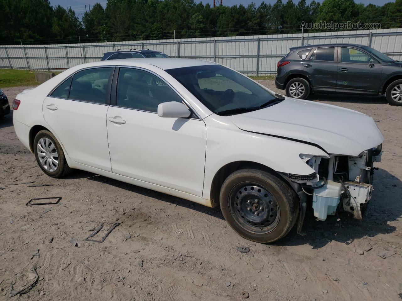 2011 Toyota Camry Base White vin: 4T1BF3EK0BU629381