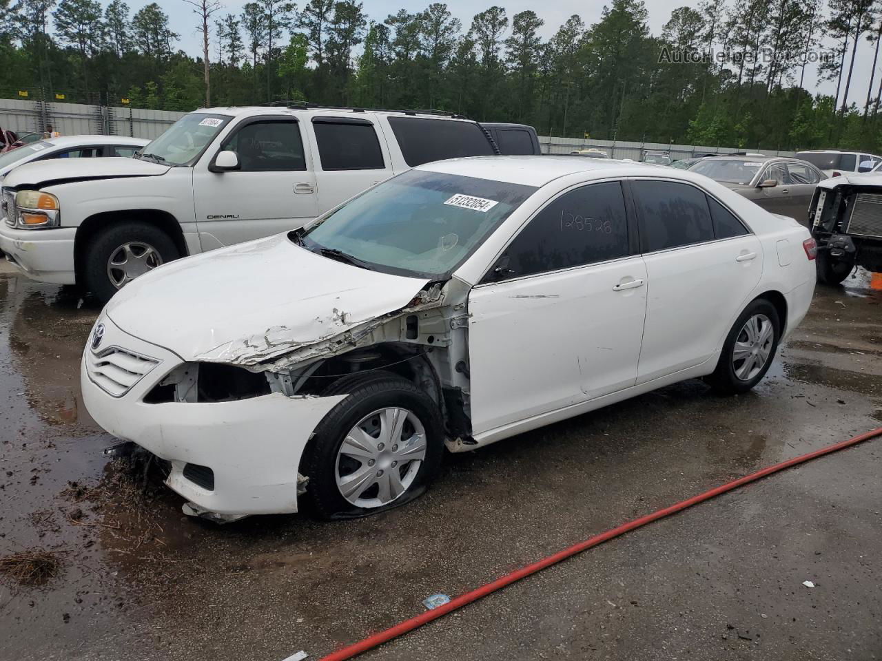 2011 Toyota Camry Base White vin: 4T1BF3EK0BU637349