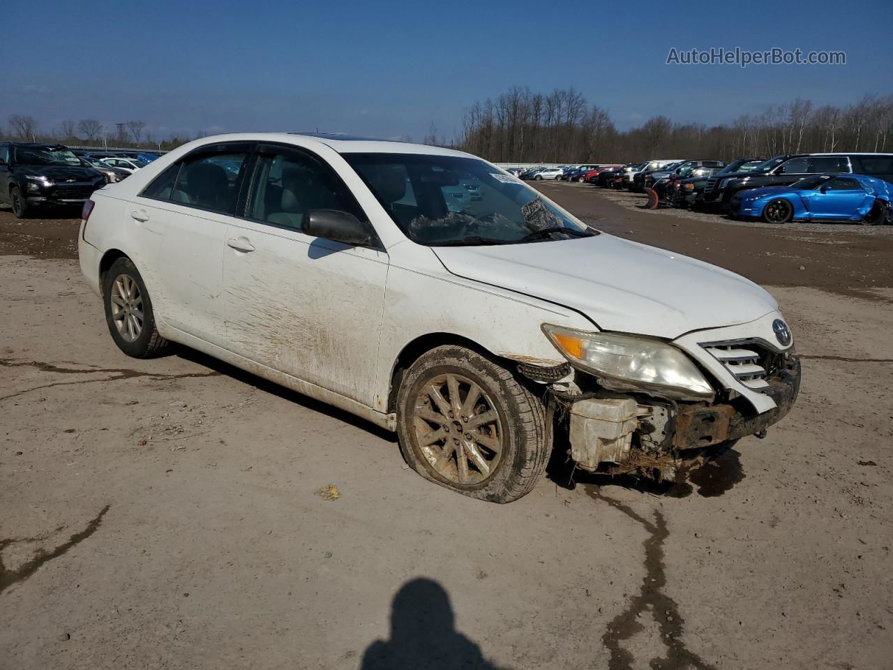 2011 Toyota Camry Base White vin: 4T1BF3EK0BU672487