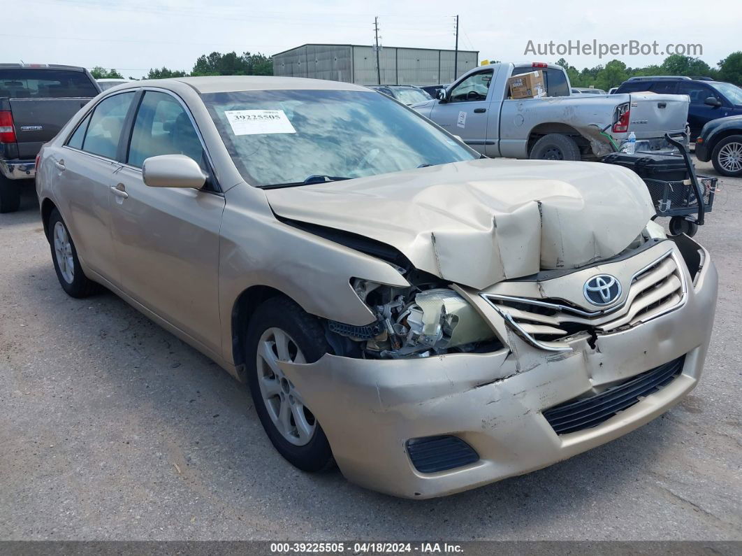 2011 Toyota Camry Le Gold vin: 4T1BF3EK0BU716858