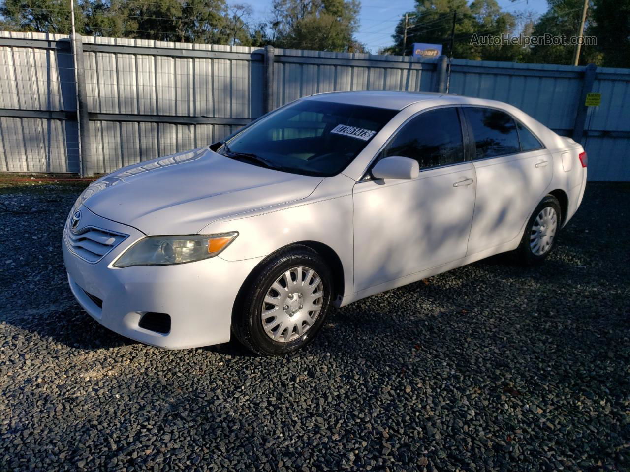 2011 Toyota Camry Base Белый vin: 4T1BF3EK0BU753246