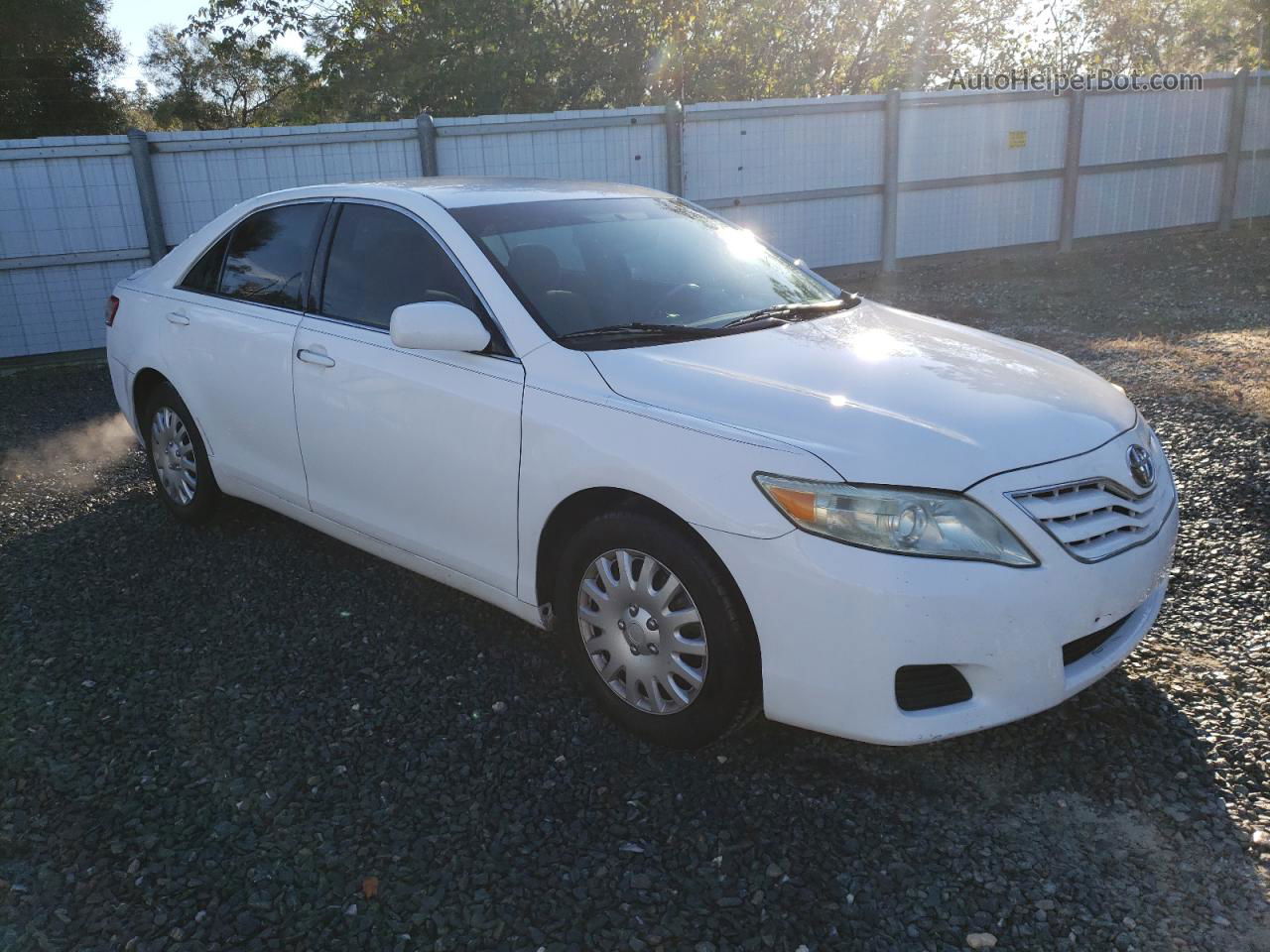 2011 Toyota Camry Base White vin: 4T1BF3EK0BU753246