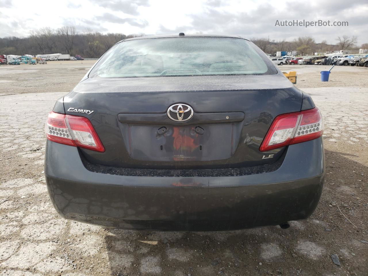 2011 Toyota Camry Base Silver vin: 4T1BF3EK1BU121159