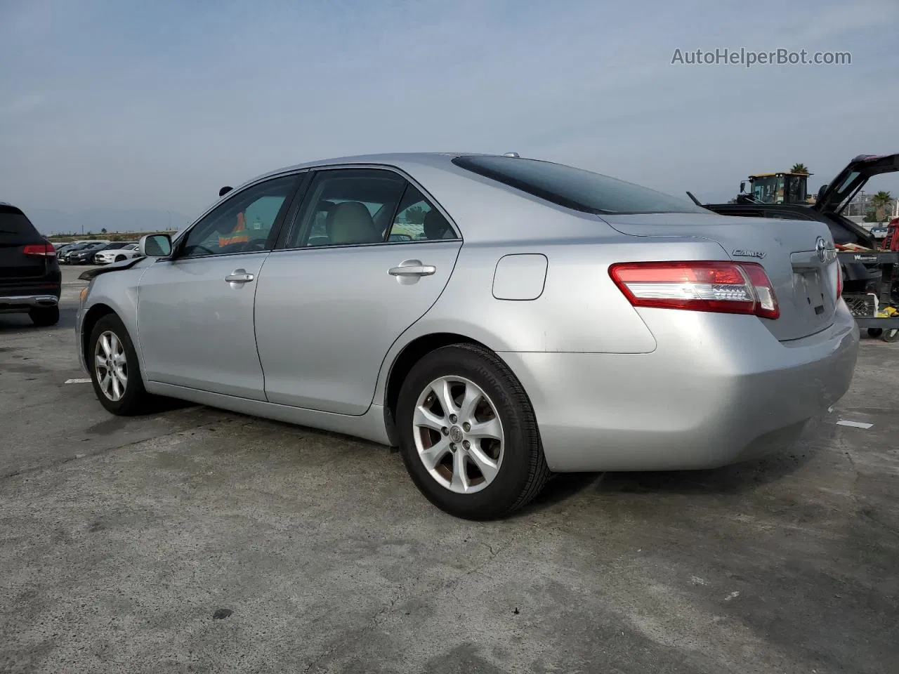 2011 Toyota Camry Base Silver vin: 4T1BF3EK1BU603212