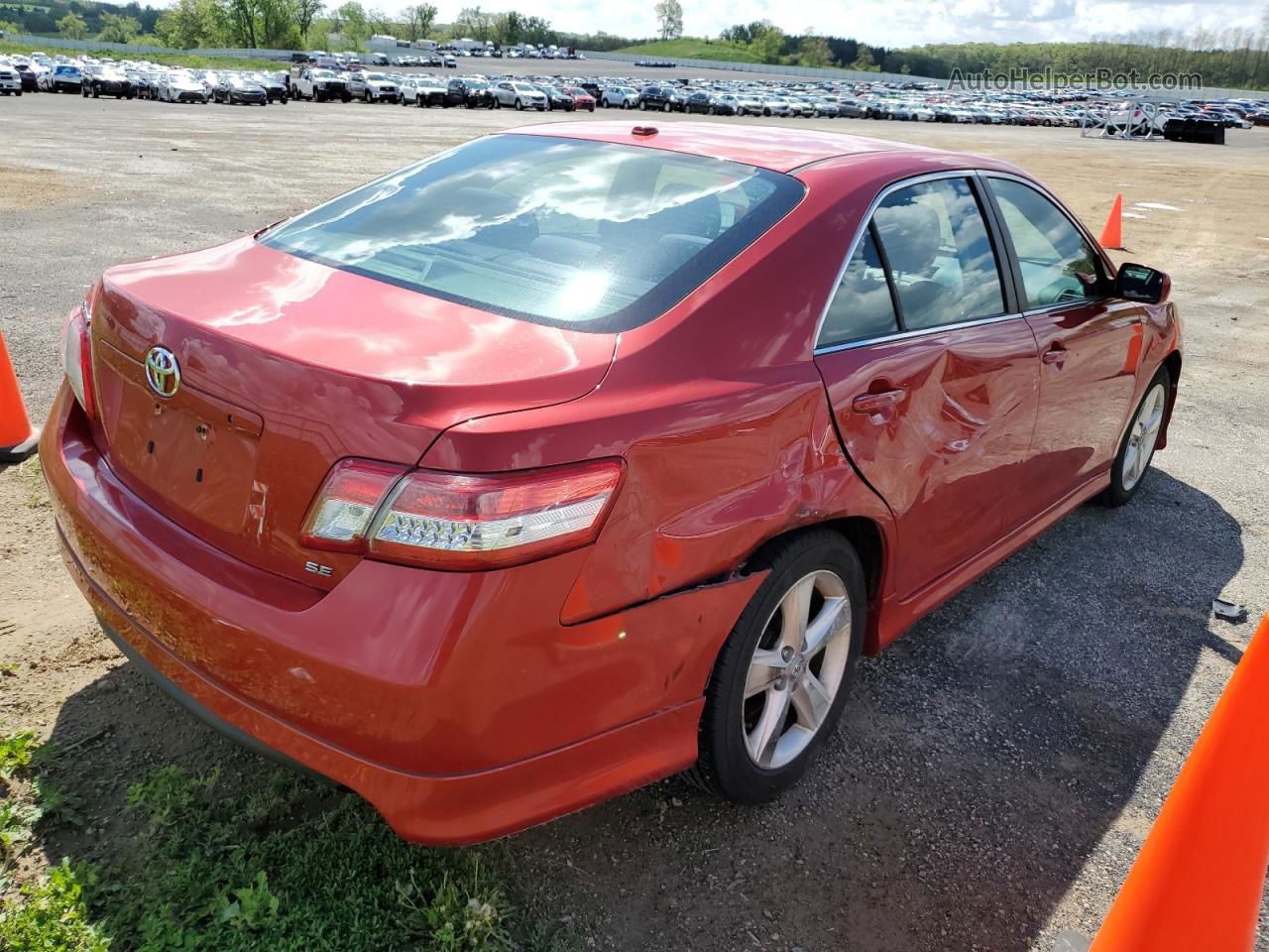 2011 Toyota Camry Base Red vin: 4T1BF3EK1BU615294