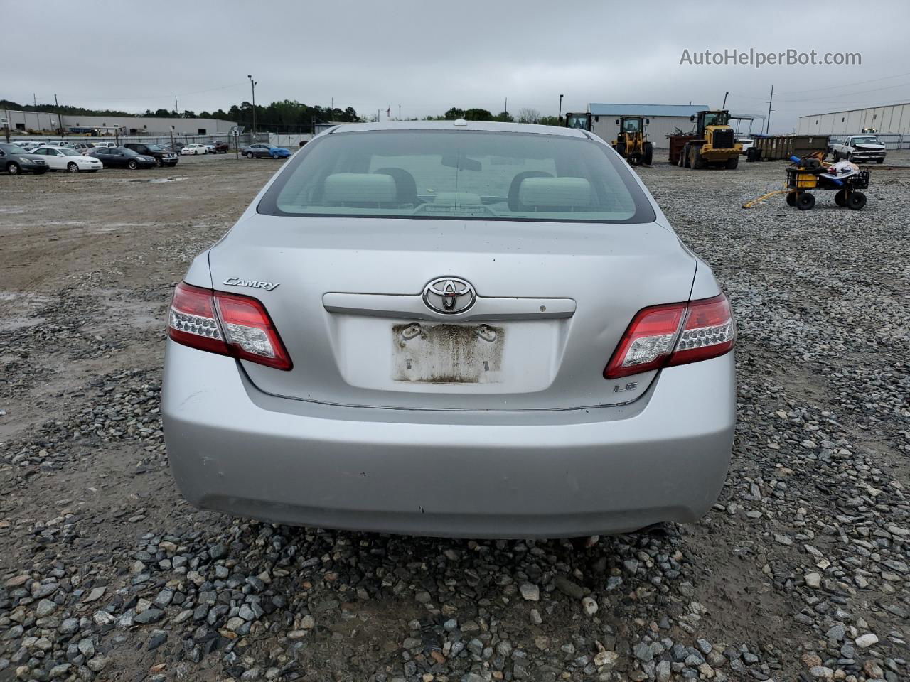 2011 Toyota Camry Base Серебряный vin: 4T1BF3EK1BU650711