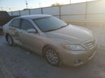 2011 Toyota Camry Base Tan vin: 4T1BF3EK1BU657304