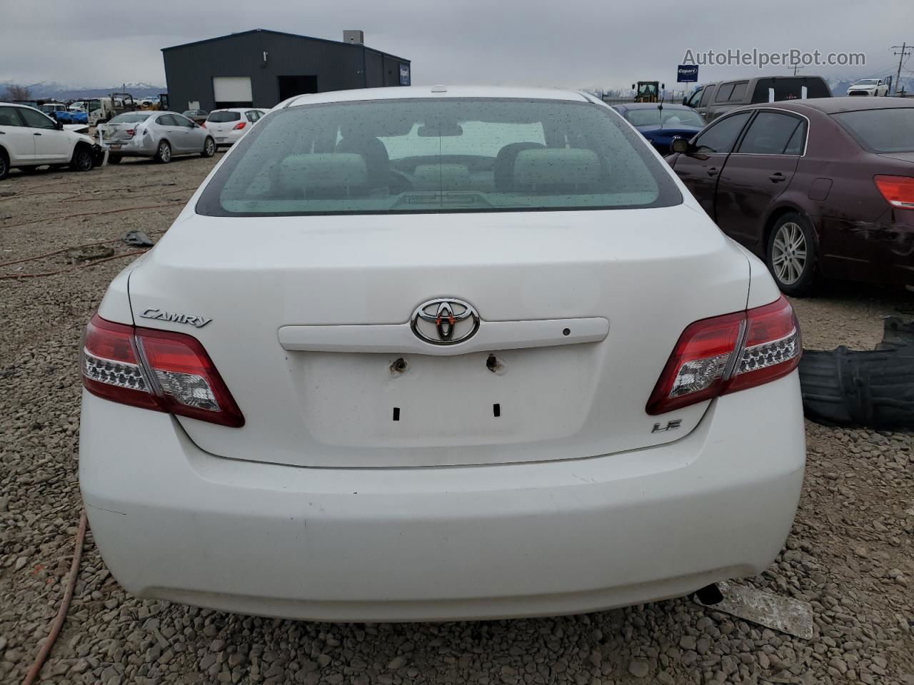 2011 Toyota Camry Base White vin: 4T1BF3EK1BU721308